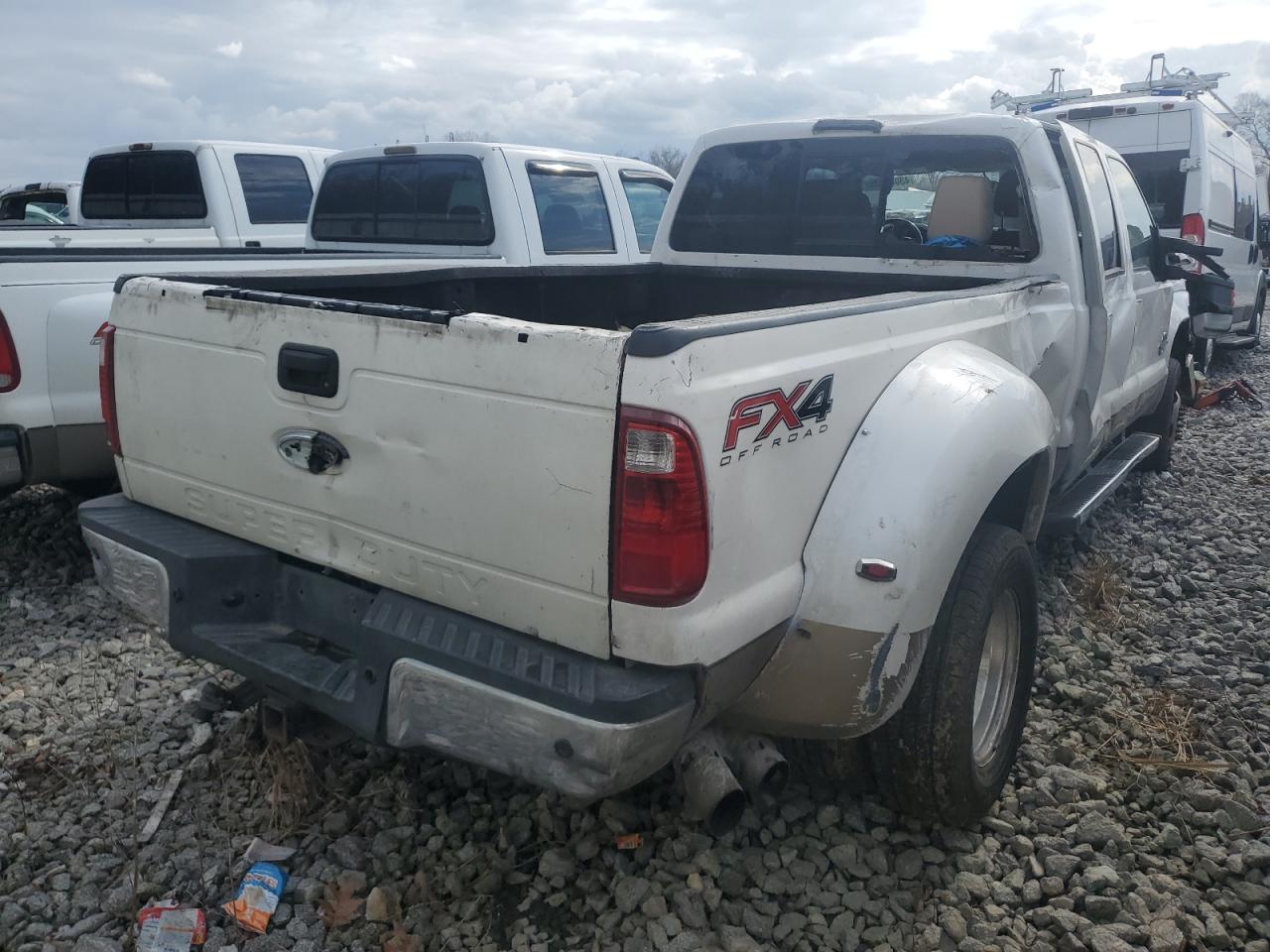 2014 Ford F350 - Image 3