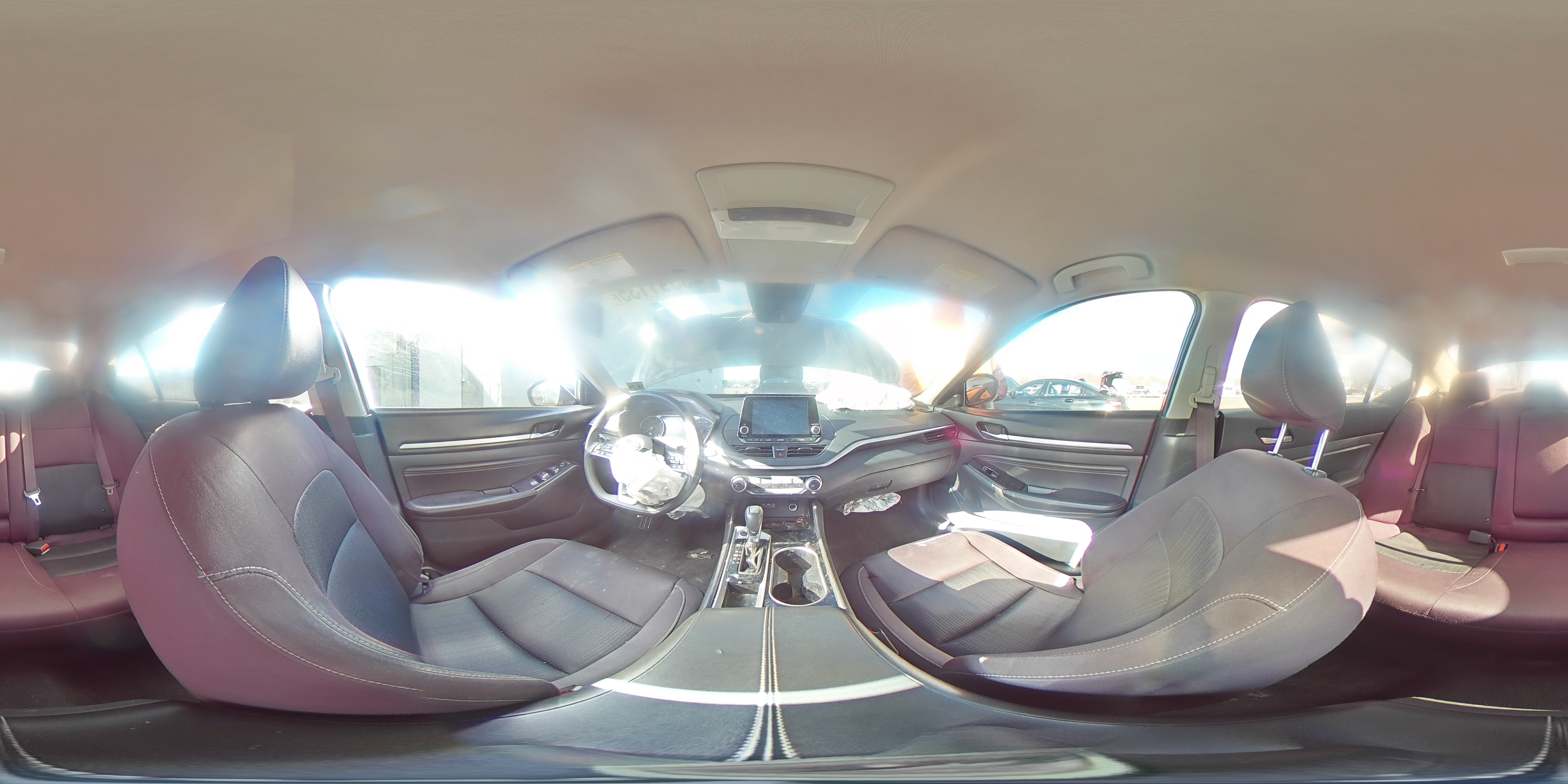 2021 Nissan Altima - Image 14