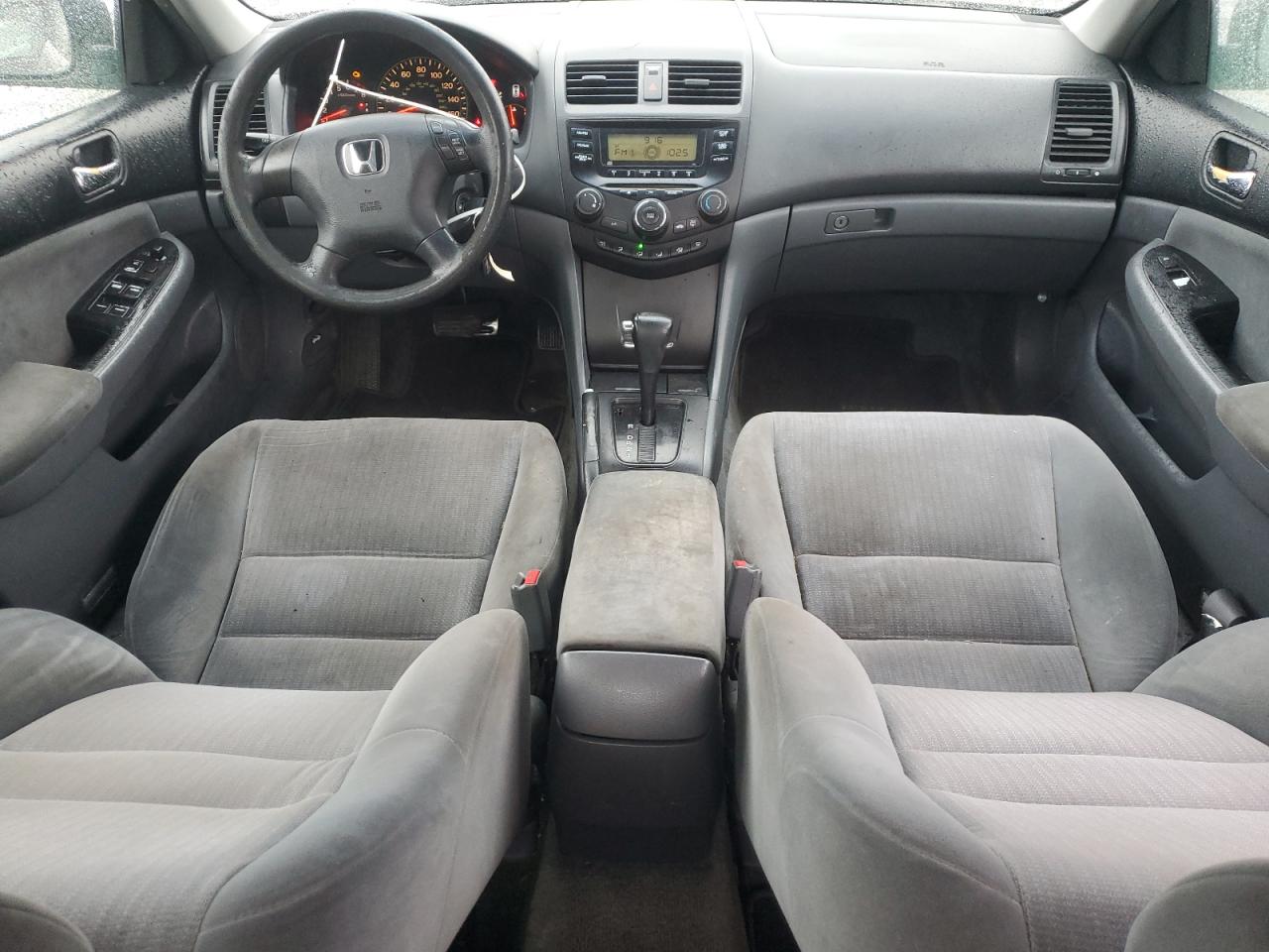 2005 Honda Accord - Image 8