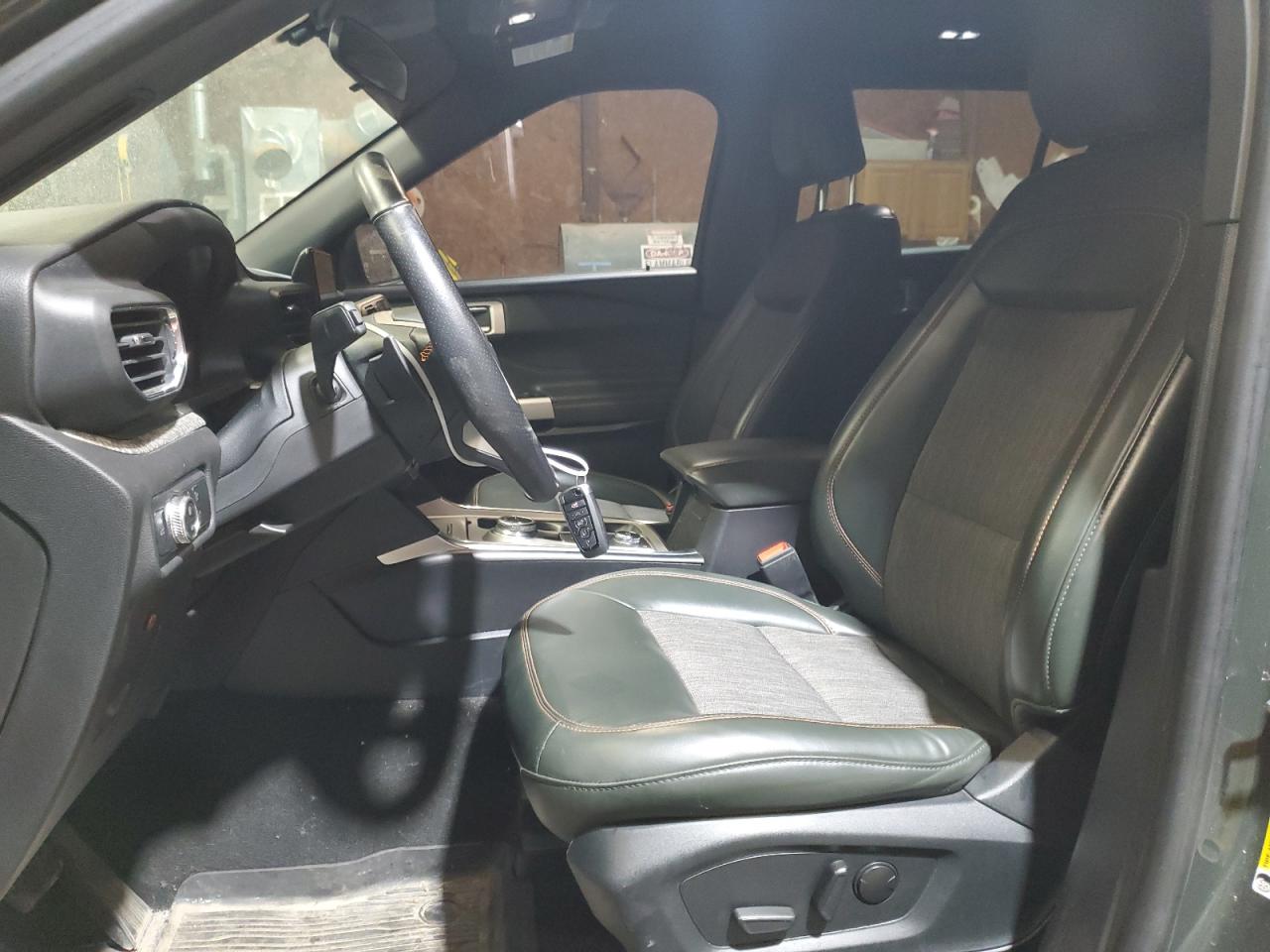 2022 Ford Explorer - Image 7