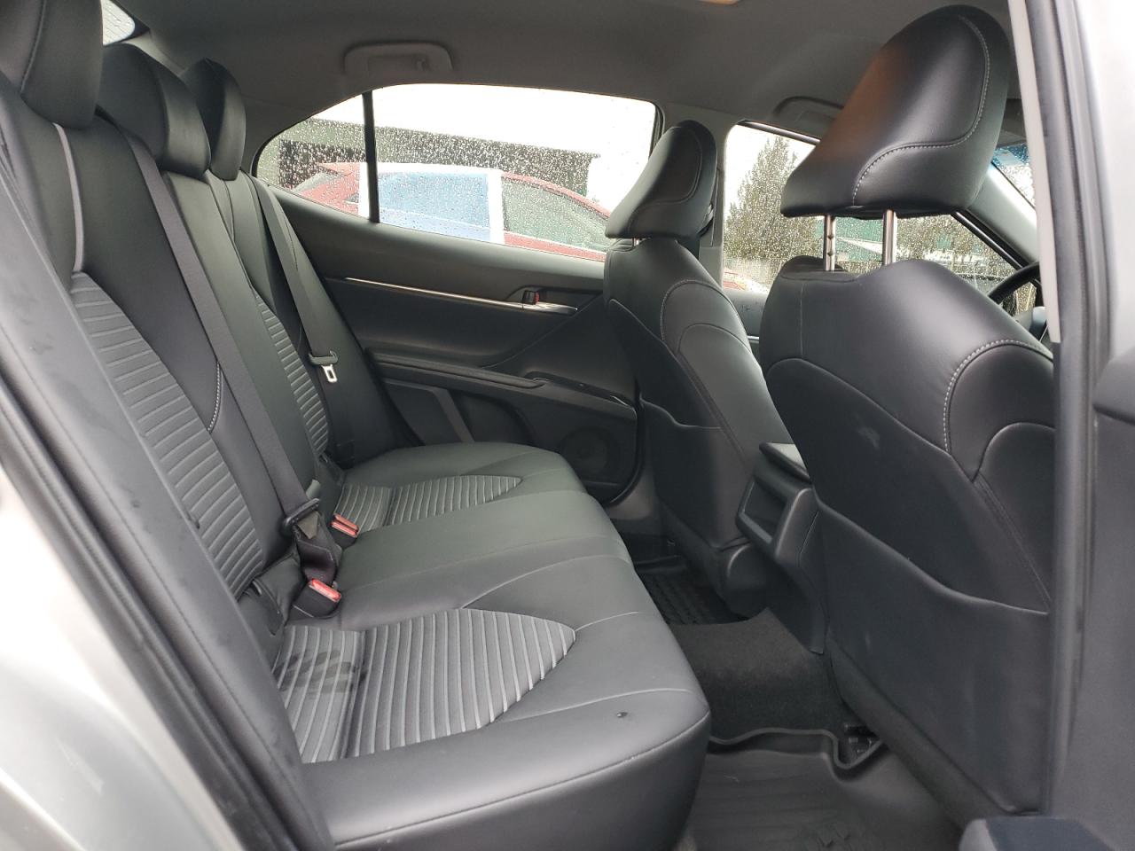 2018 Toyota Camry - Image 10
