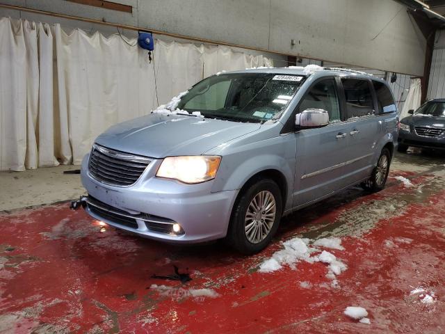 2013 Chrysler Town & Country Touring L