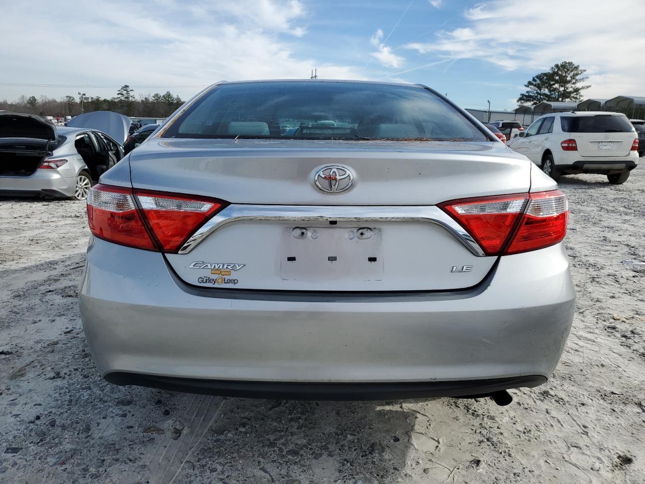2015 Toyota Camry - Image 6