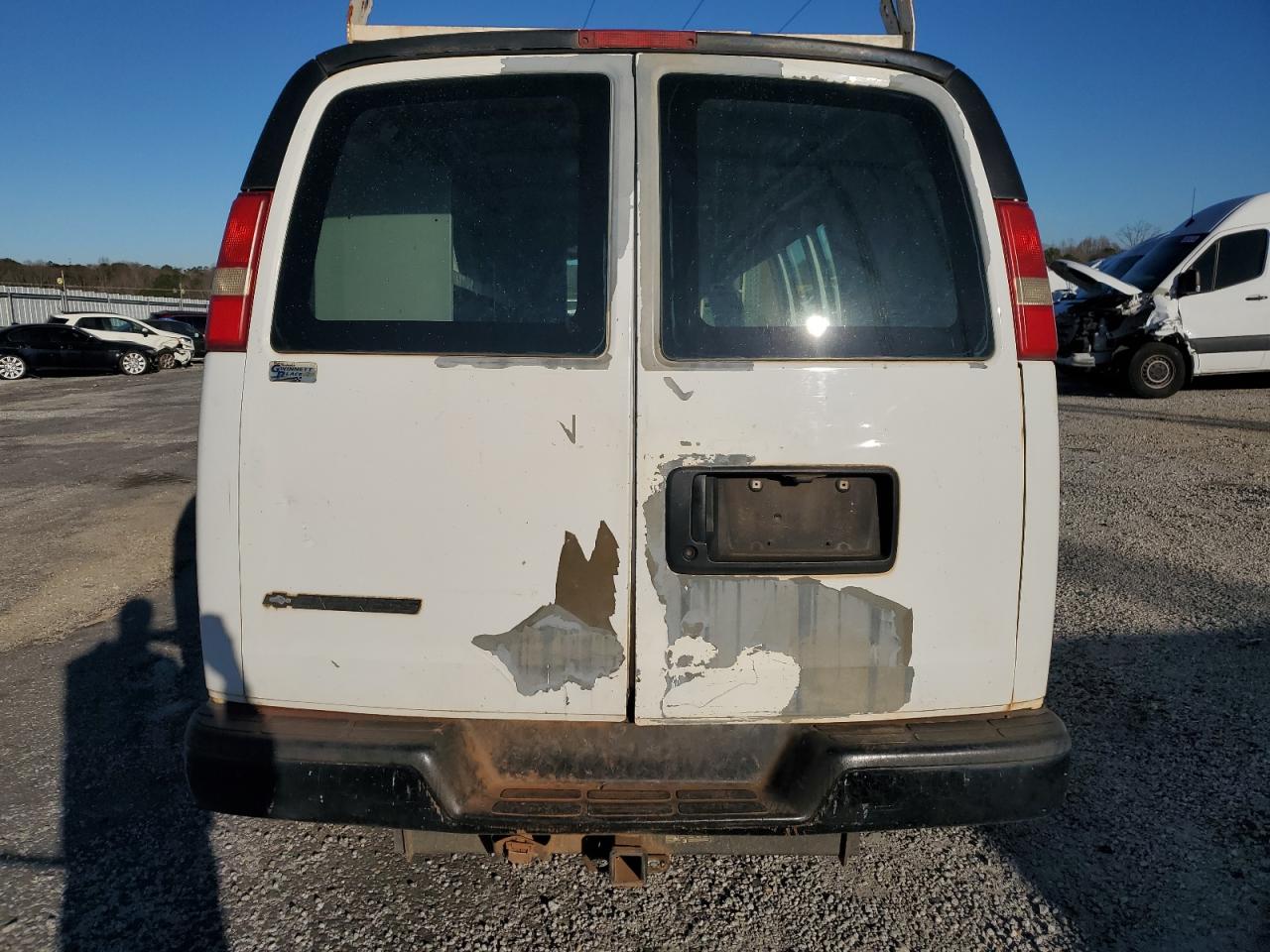 2008 Chevrolet Express - Image 6