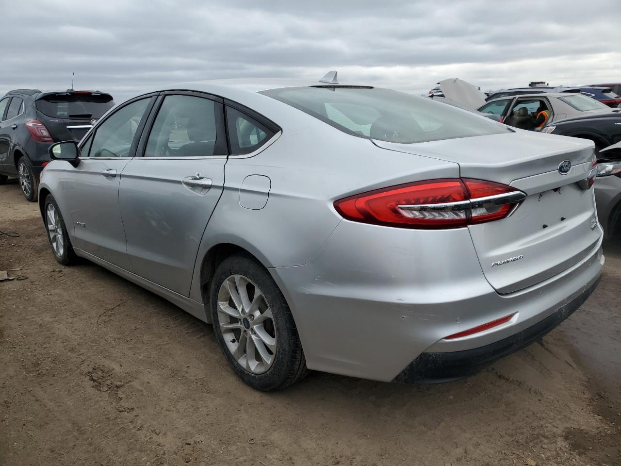2019 Ford Fusion - Image 2