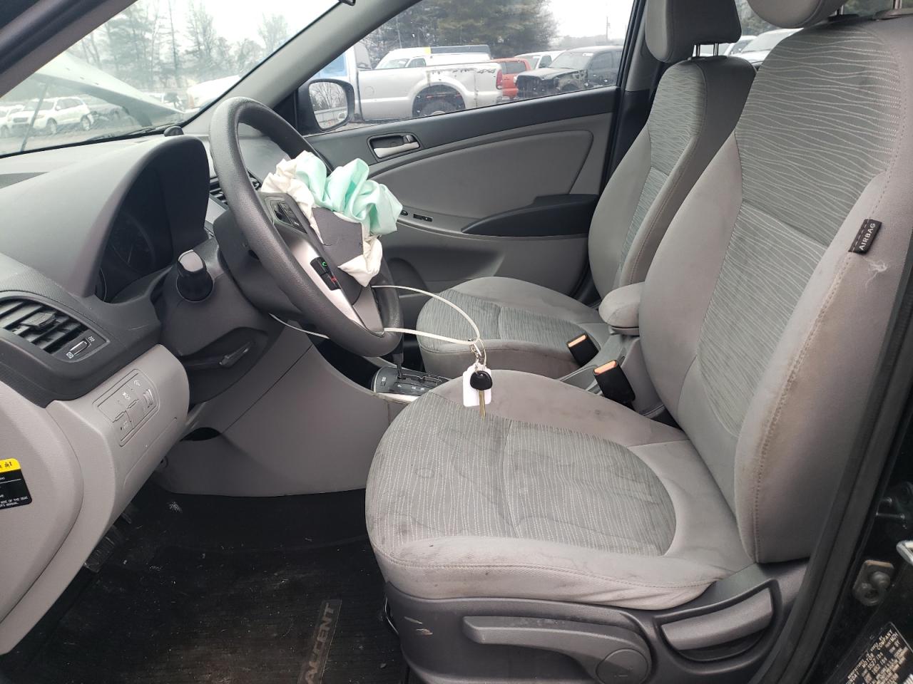 2015 Hyundai Accent - Image 7