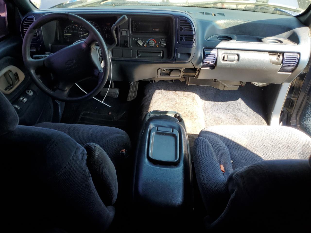 1996 Chevrolet GMT-400 - Image 8