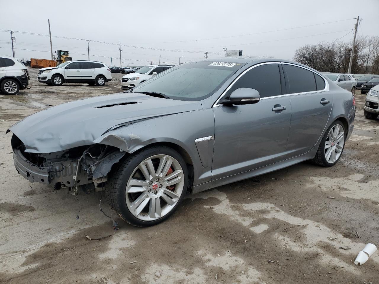 2015 Jaguar XF - Image 1