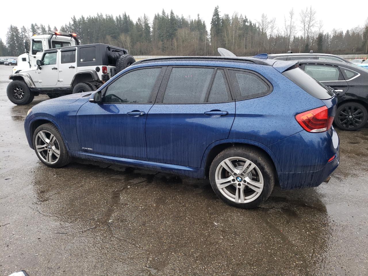 2014 BMW X1 - Image 2