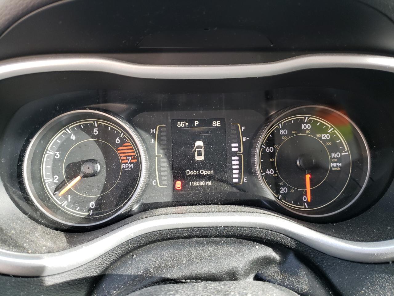 2018 Jeep Grand Cherokee - Image 9