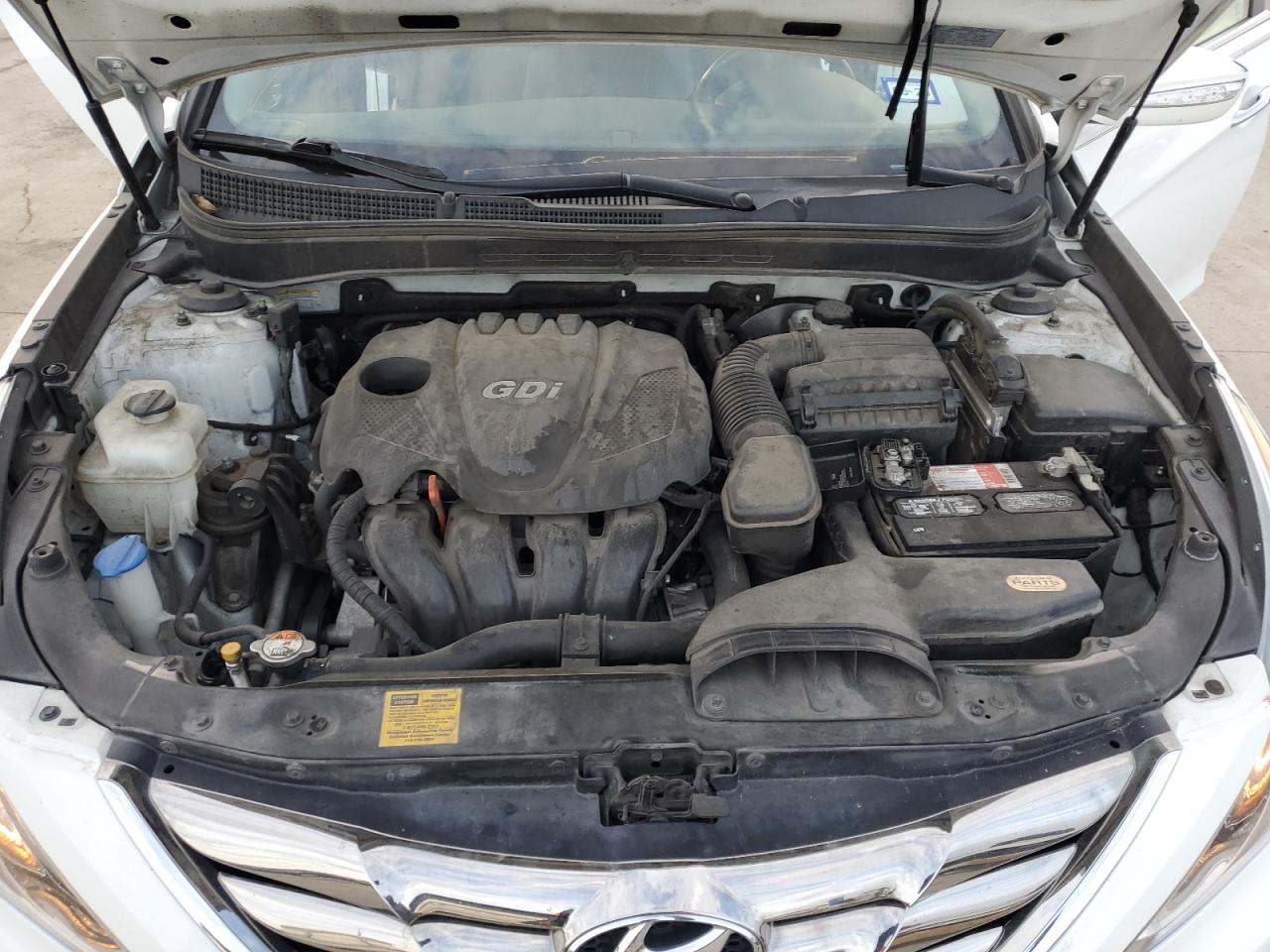 2013 Hyundai Sonata - Image 11