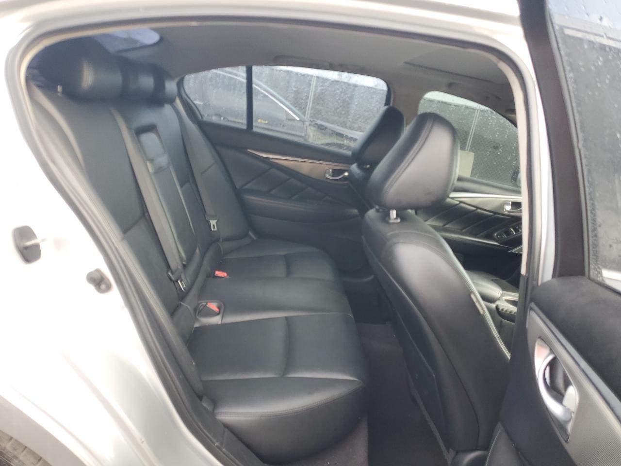 2017 Infiniti Q50 - Image 10