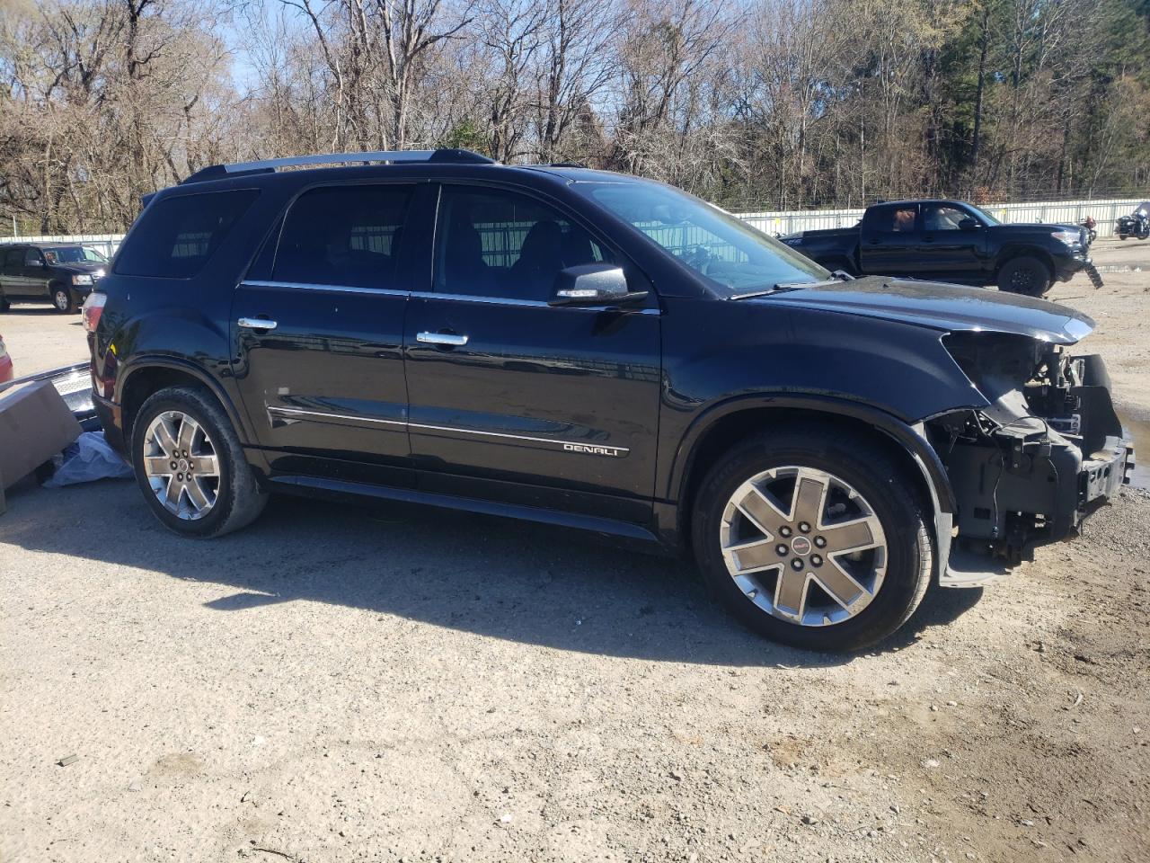 2011 GMC Acadia - Image 4