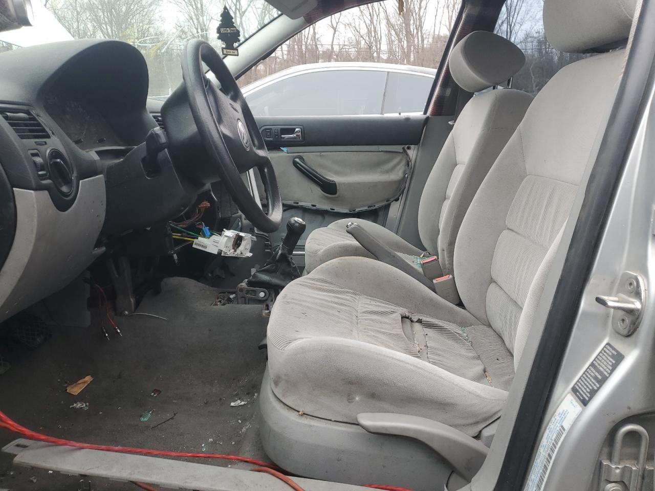 2001 Volkswagen Jetta Gls VIN: 3VWSC29M21M021669 Lot: 44366895