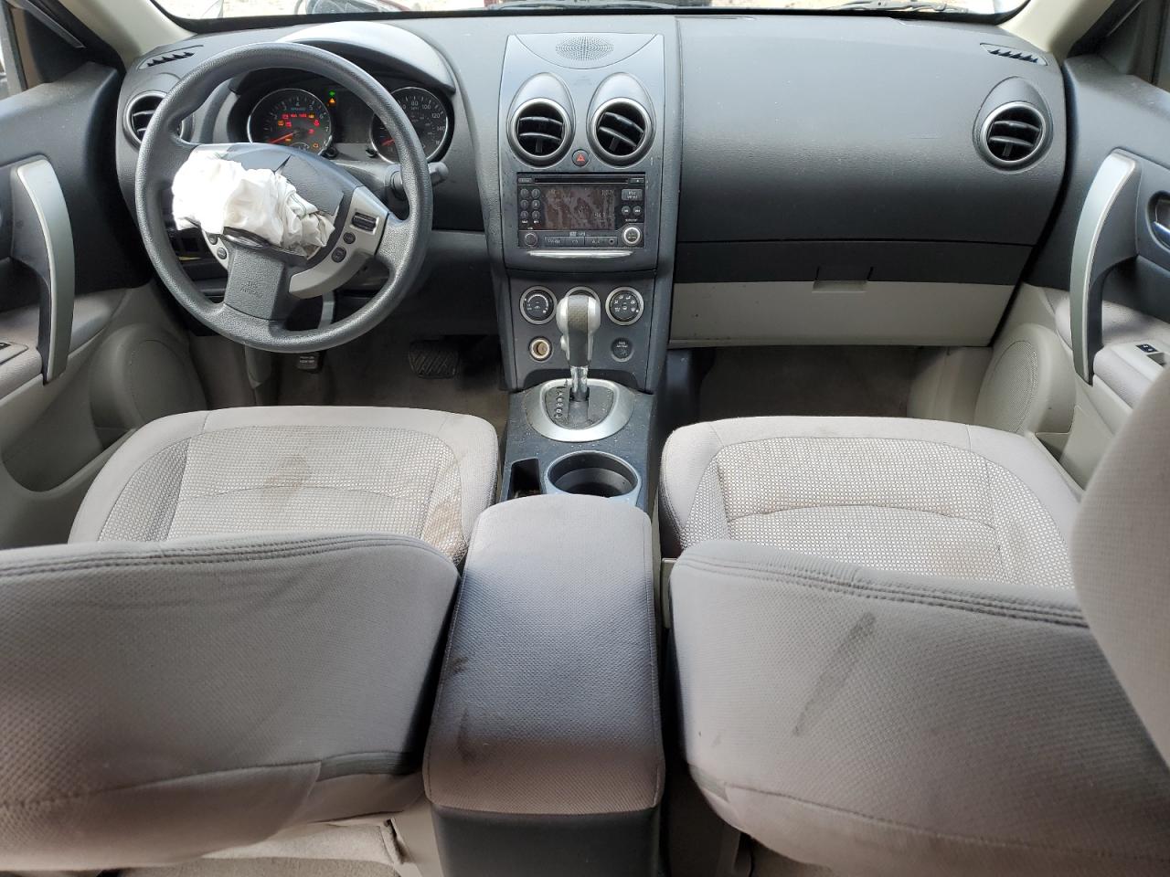 2011 Nissan Rogue - Image 8