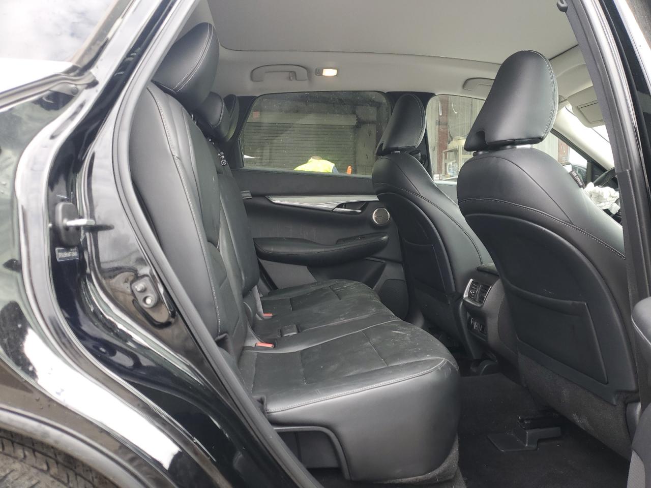 2019 Infiniti QX50 - Image 11