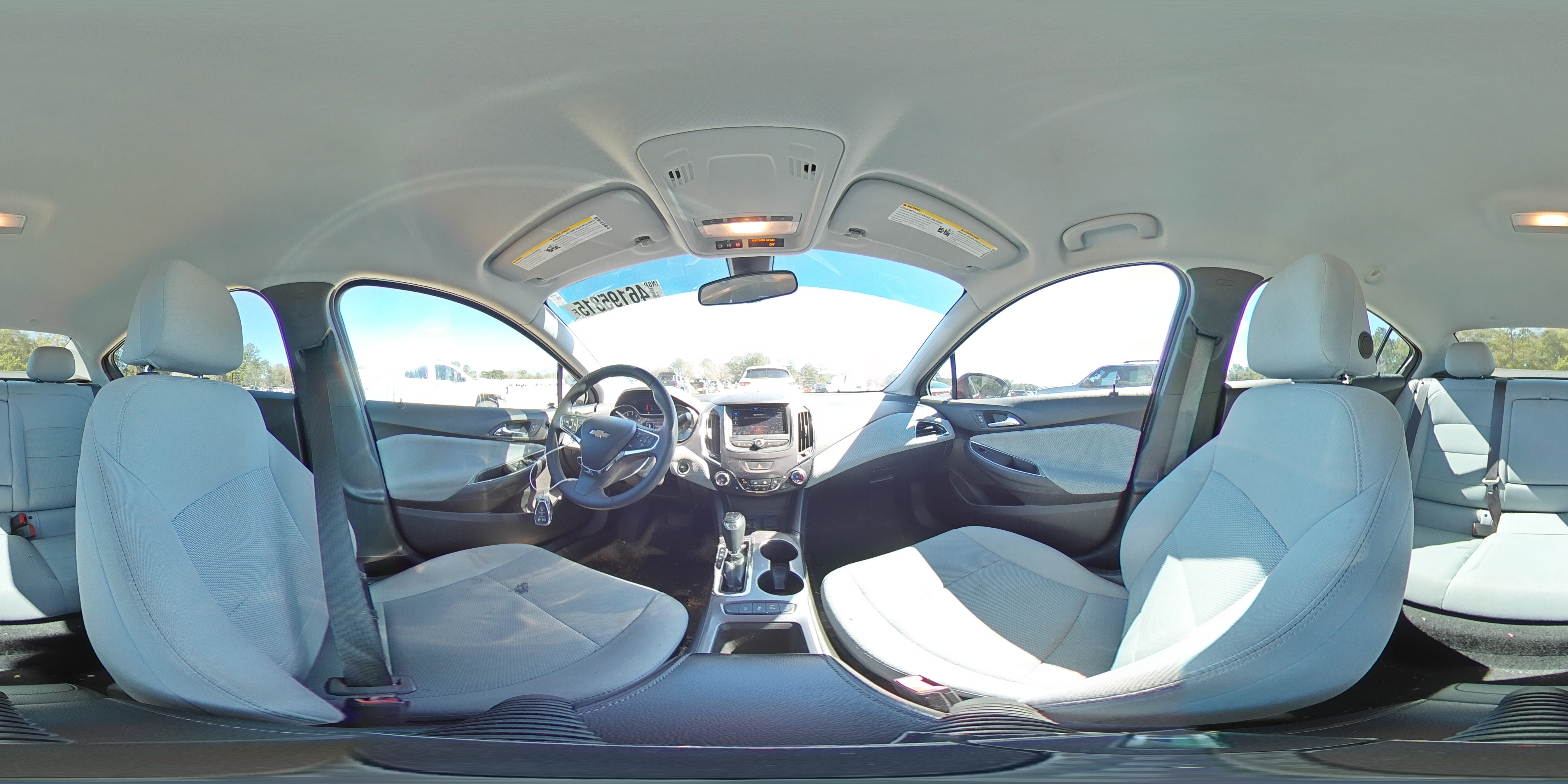 2019 Chevrolet Cruze - Image 13