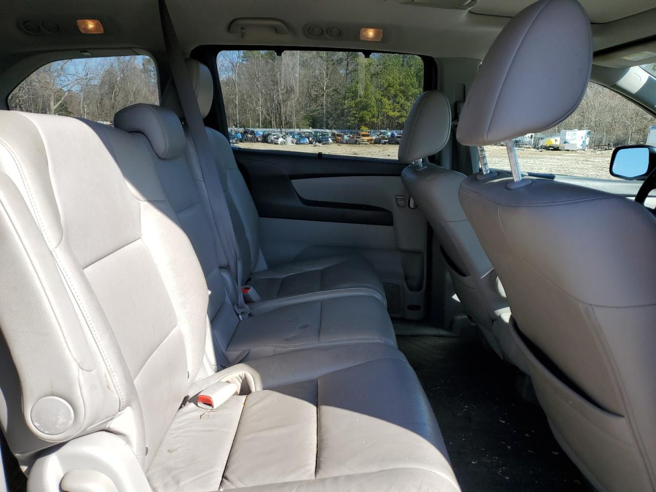 2013 Honda Odyssey - Image 11