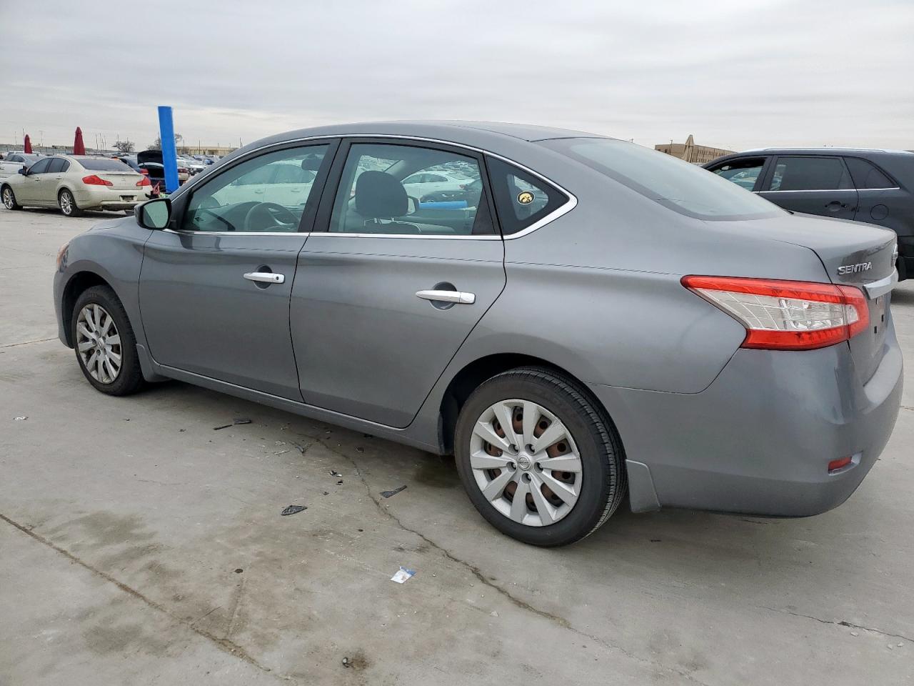 2015 Nissan Sentra - Image 2