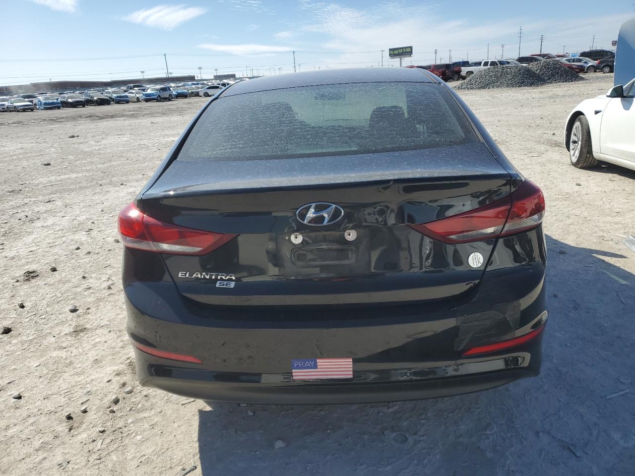2018 Hyundai Elantra - Image 6