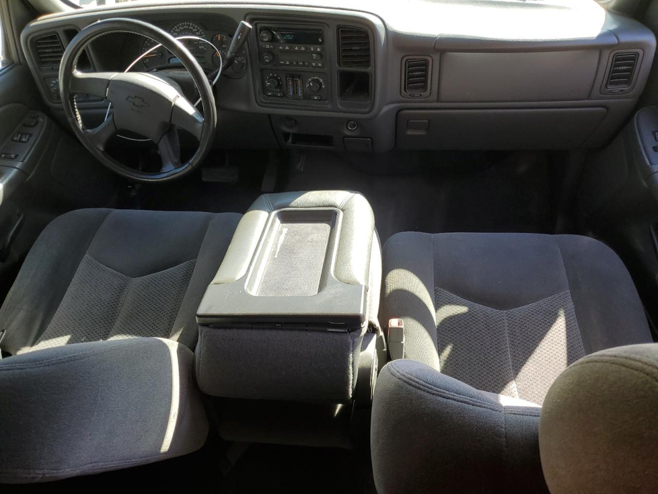 2006 Chevrolet Silverado - Image 8