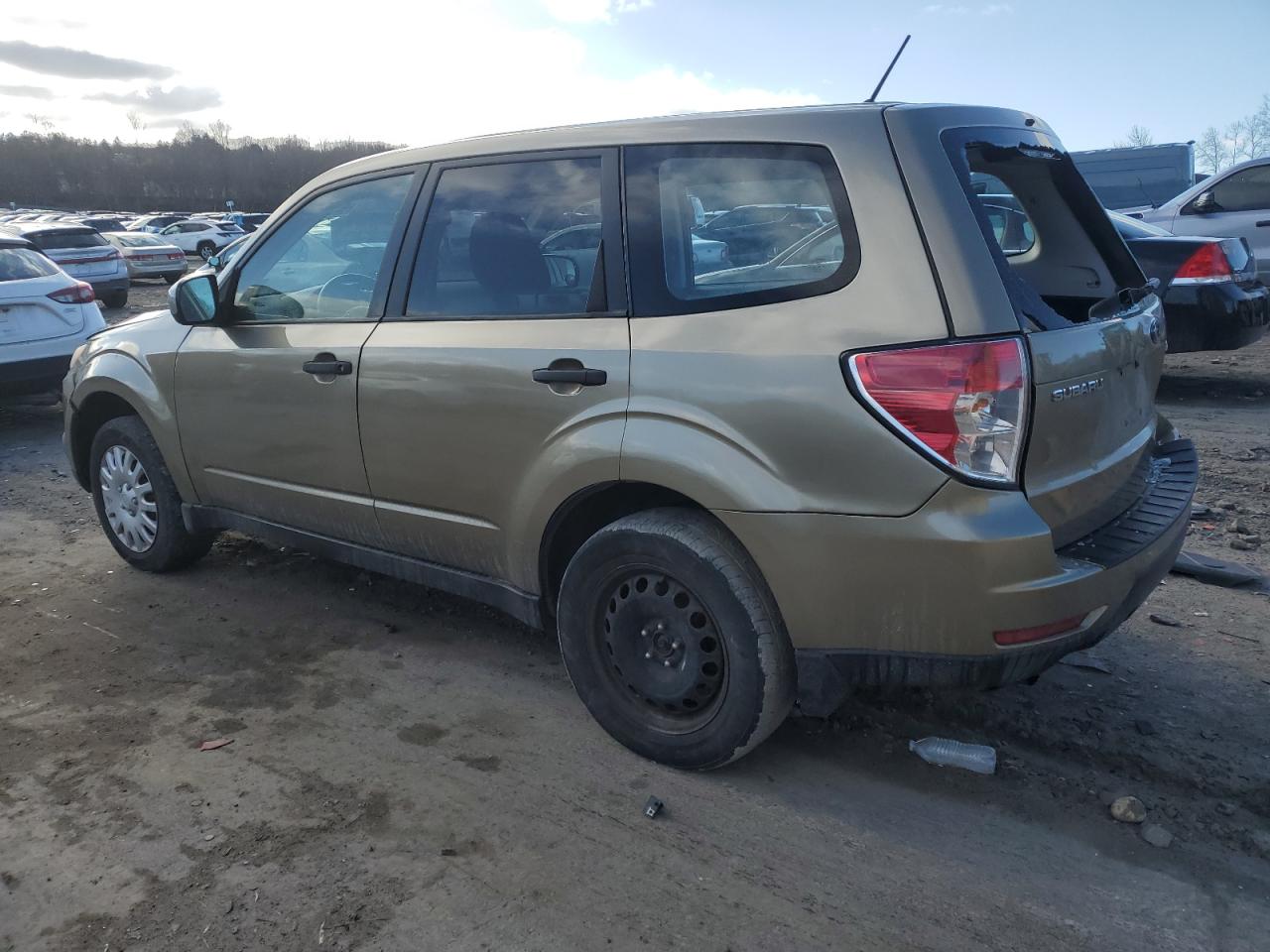 2009 Subaru Forester - Image 2