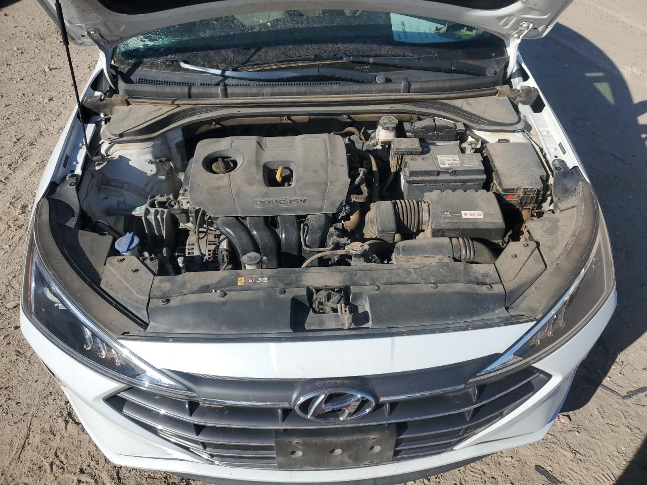 2019 Hyundai Elantra - Image 11