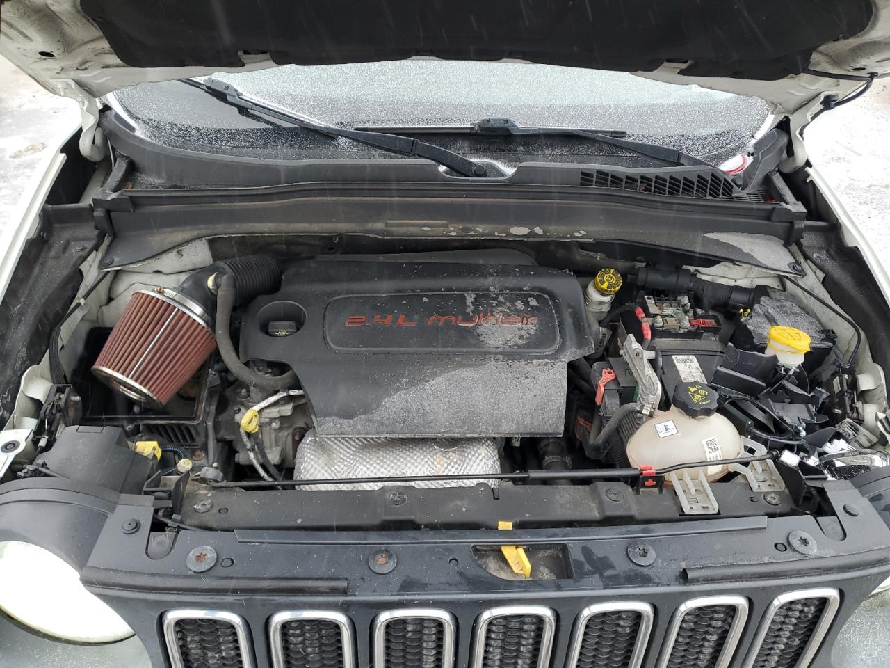 2015 Jeep Renegade - Image 12