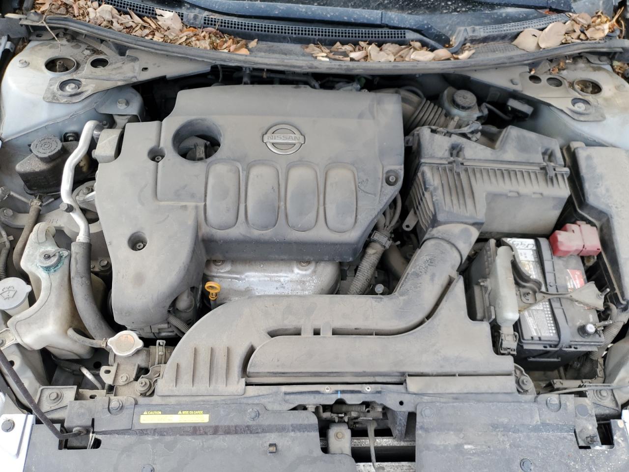 2010 Nissan Altima - Image 11