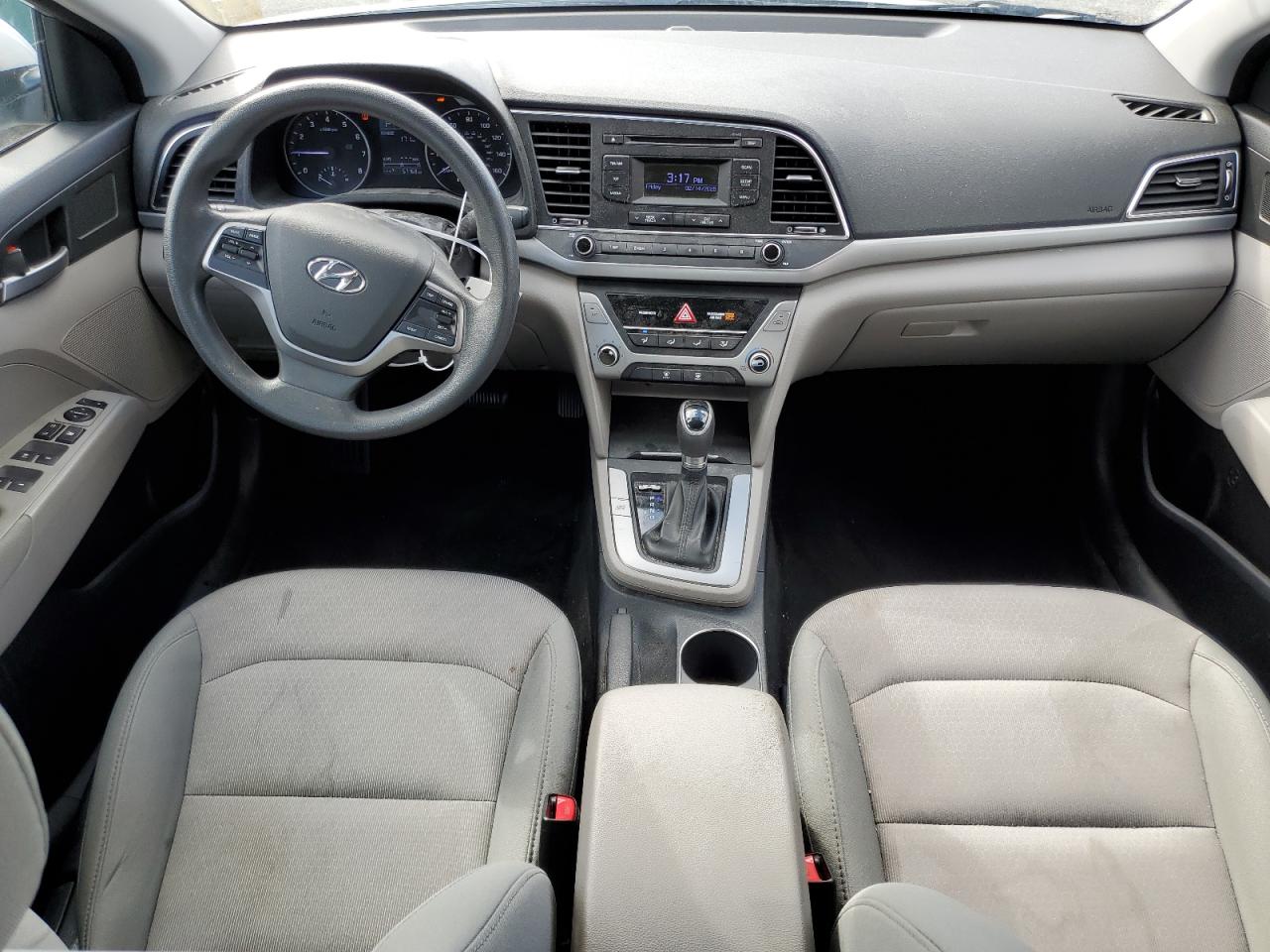 2017 Hyundai Elantra - Image 8
