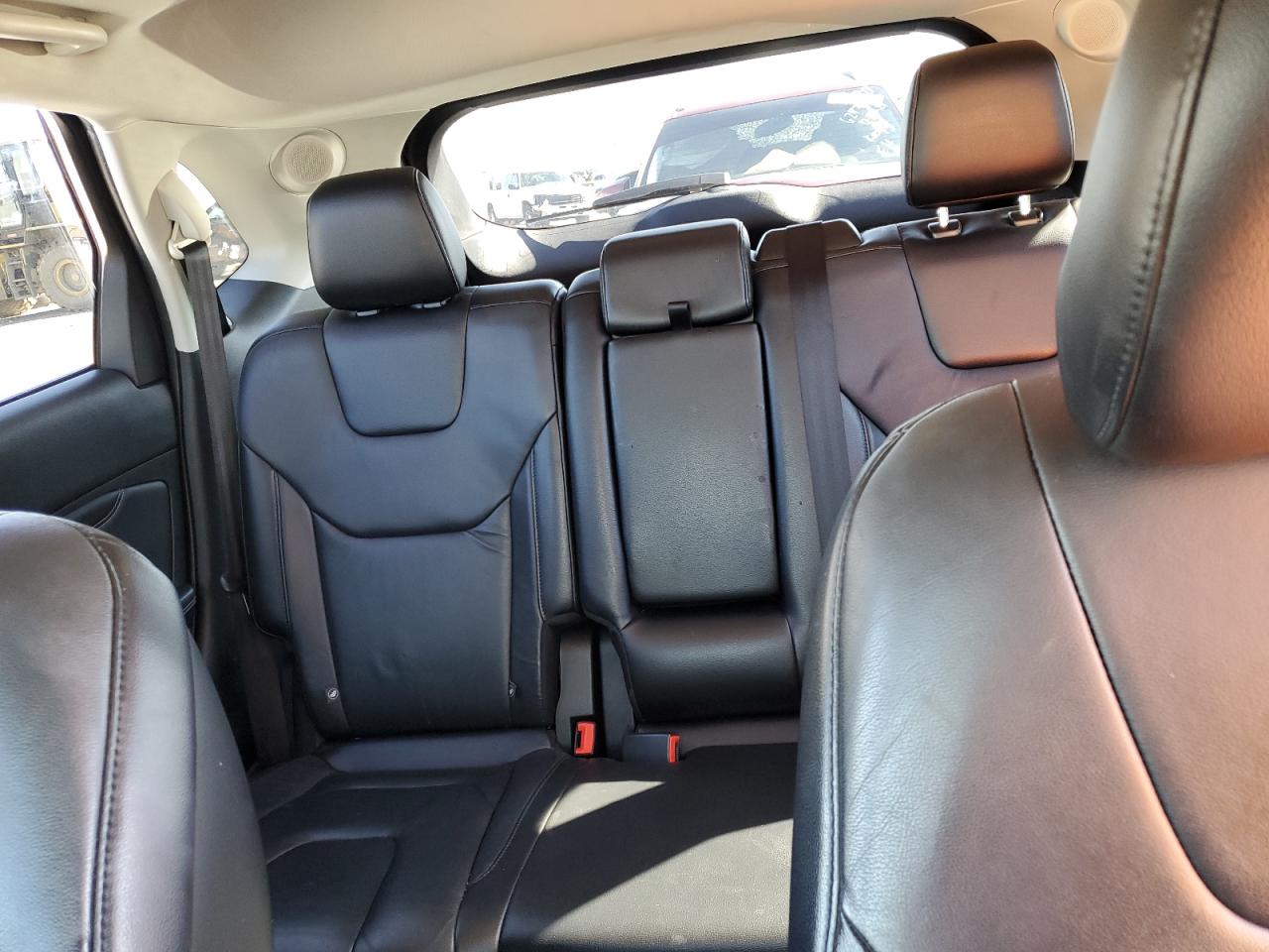 2015 Ford Edge - Image 10