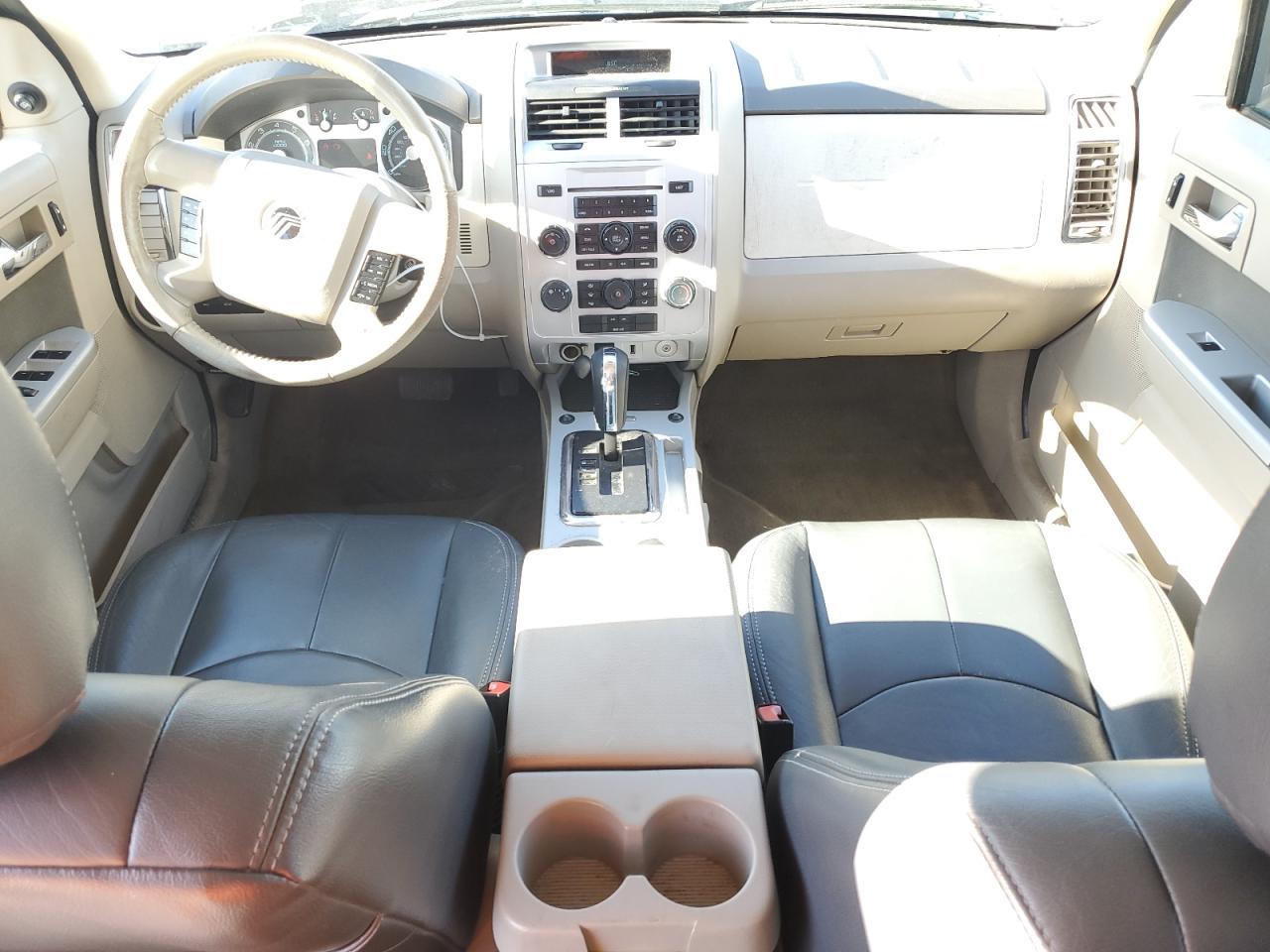 2010 Mercury Mariner - Image 8