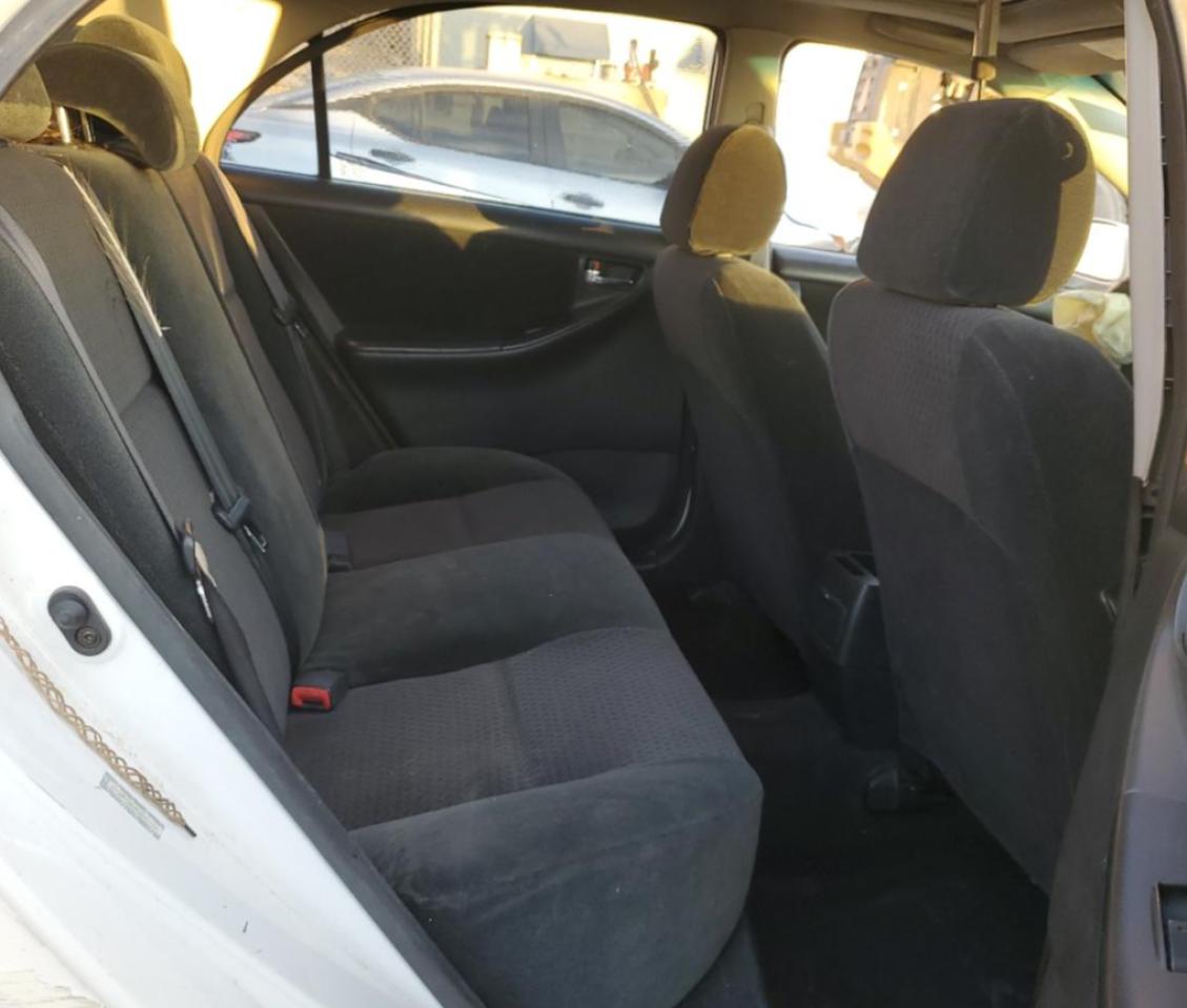 2005 Toyota Corolla - Image 11