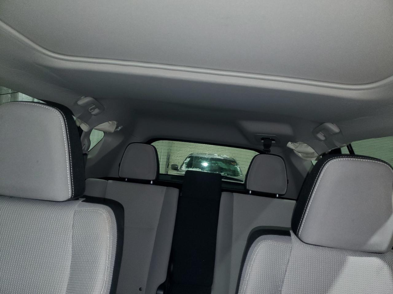 2018 Toyota RAV 4 - Image 10