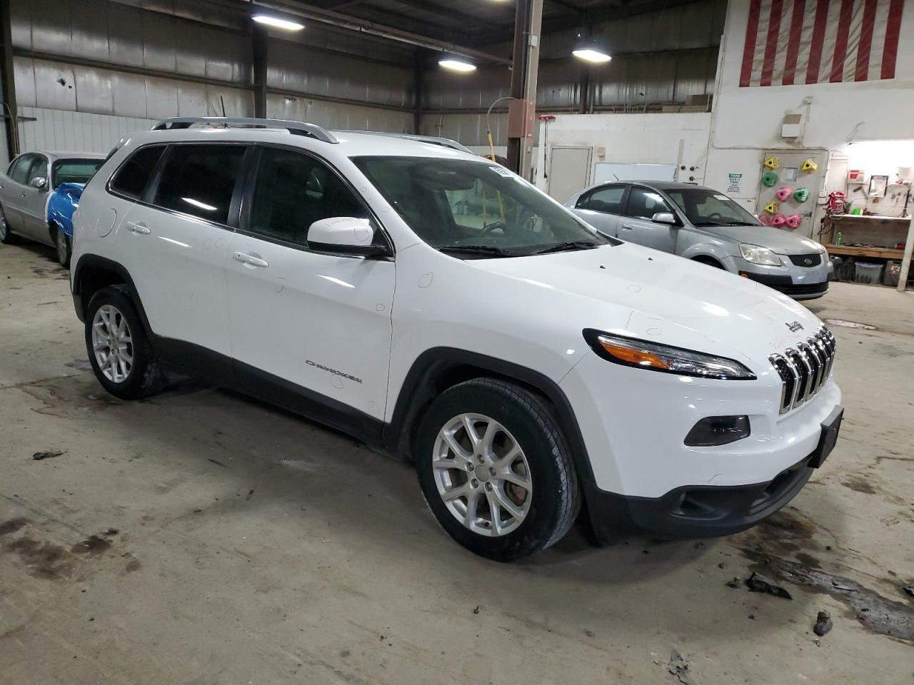2018 Jeep Grand Cherokee - Image 4