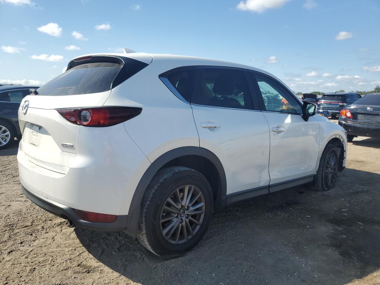 2017 Mazda CX-5 - Image 3
