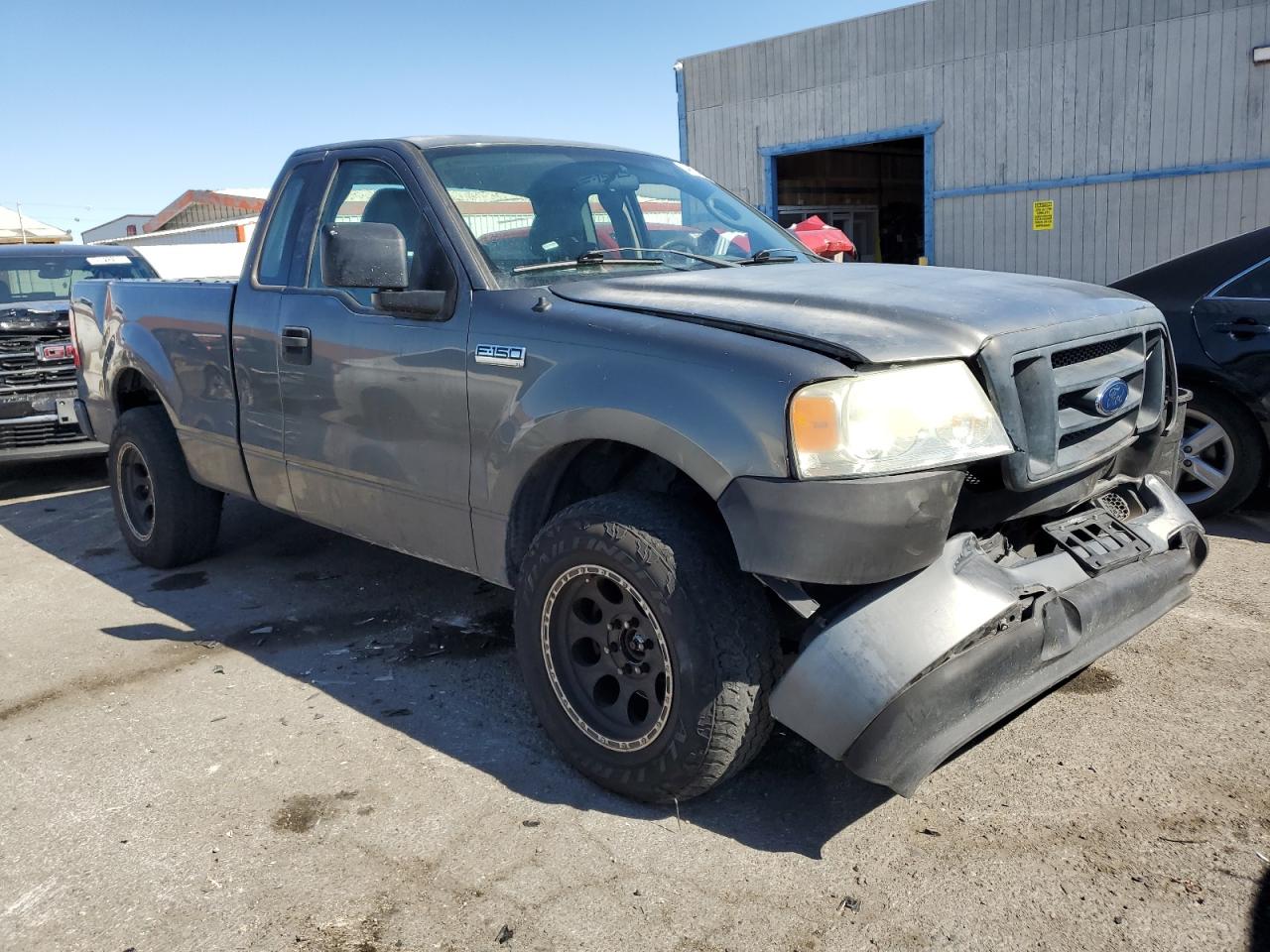 2005 Ford F-150 - Image 4