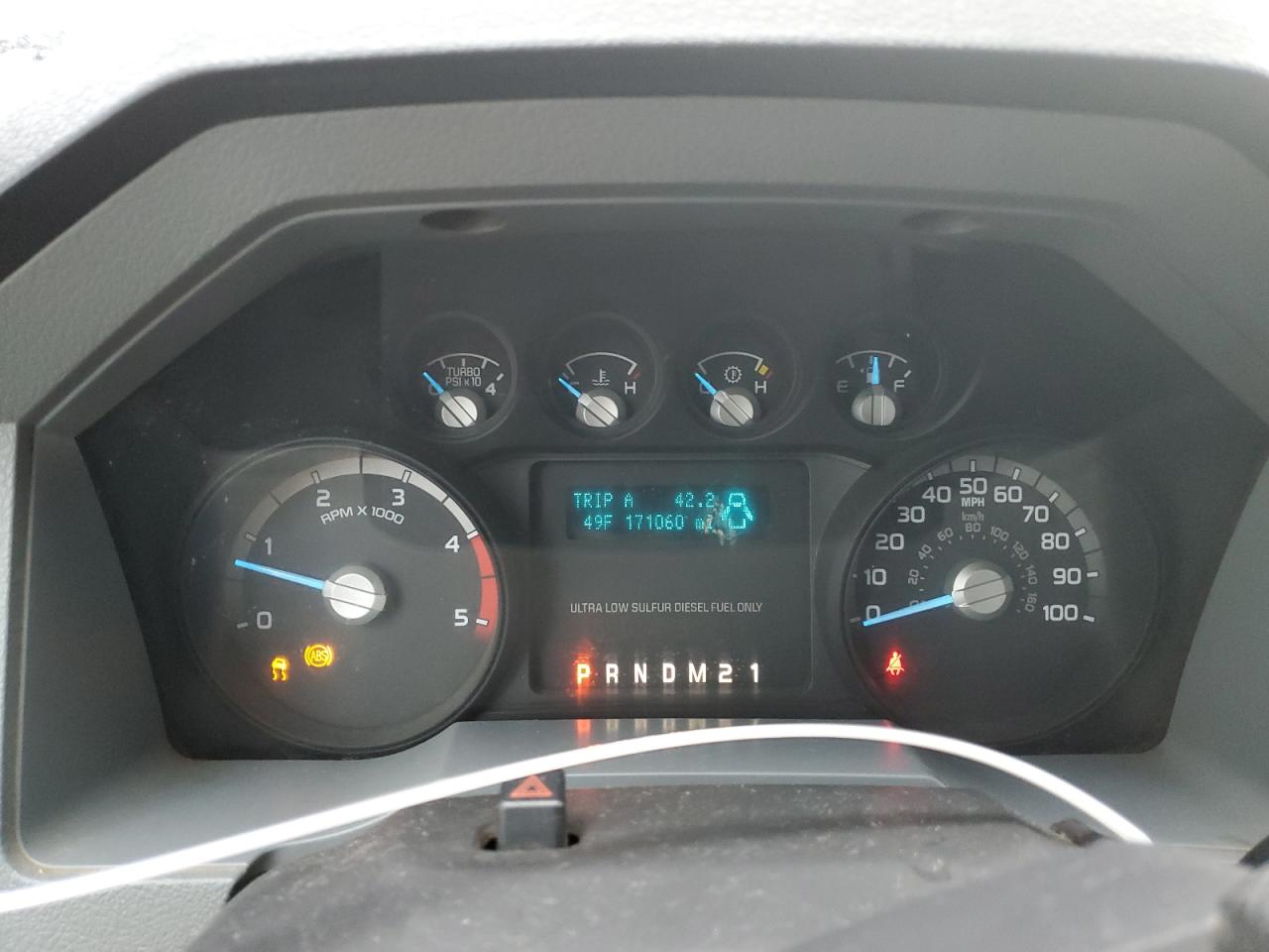 2012 Ford F550 - Image 9