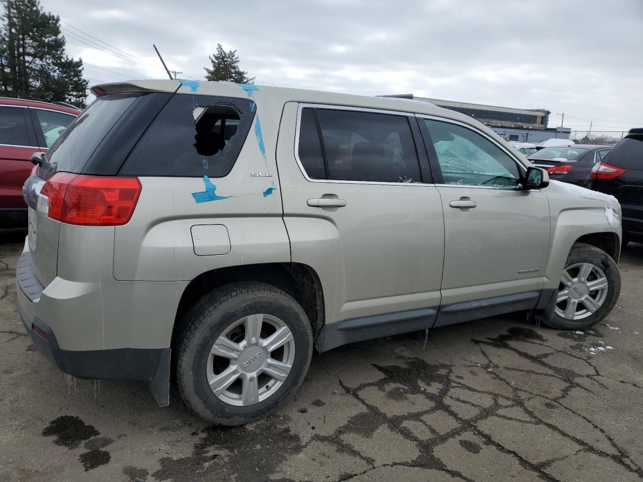 2015 GMC Terrain - Image 3