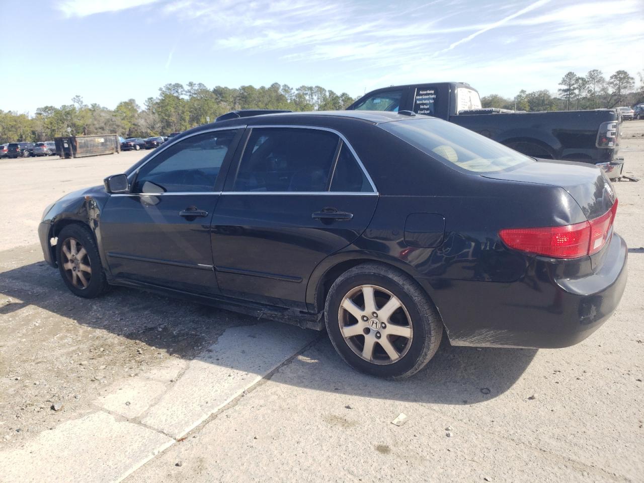 2005 Honda Accord - Image 2