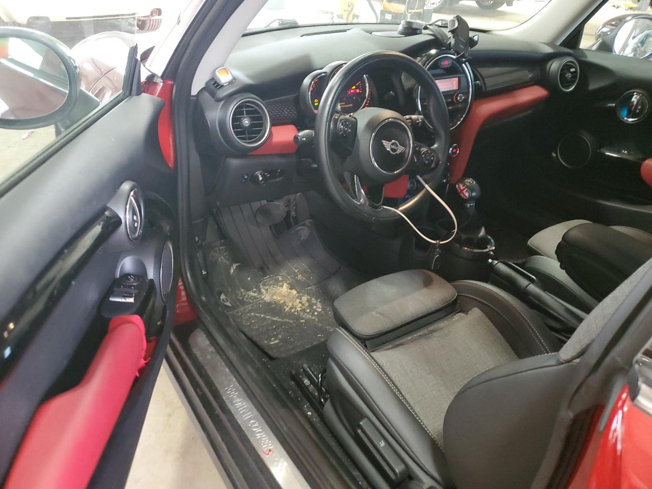 2015 MINI Cooper - Image 8