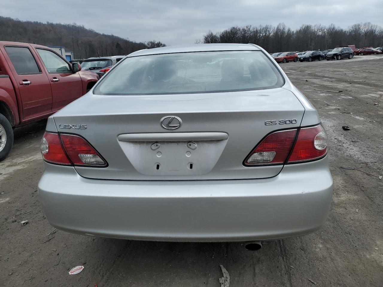 2002 Lexus ES - Image 6
