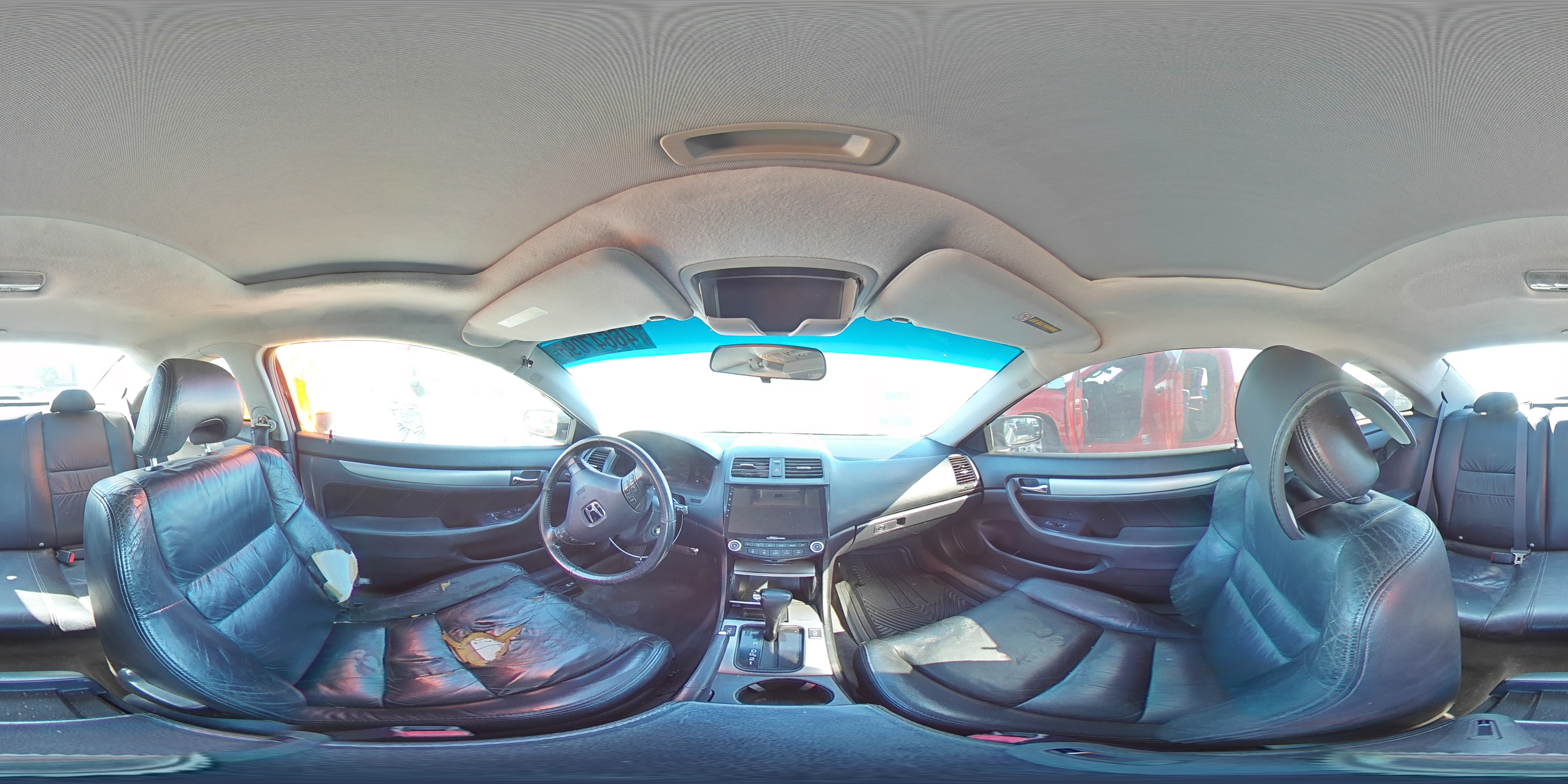 2005 Honda Accord - Image 13