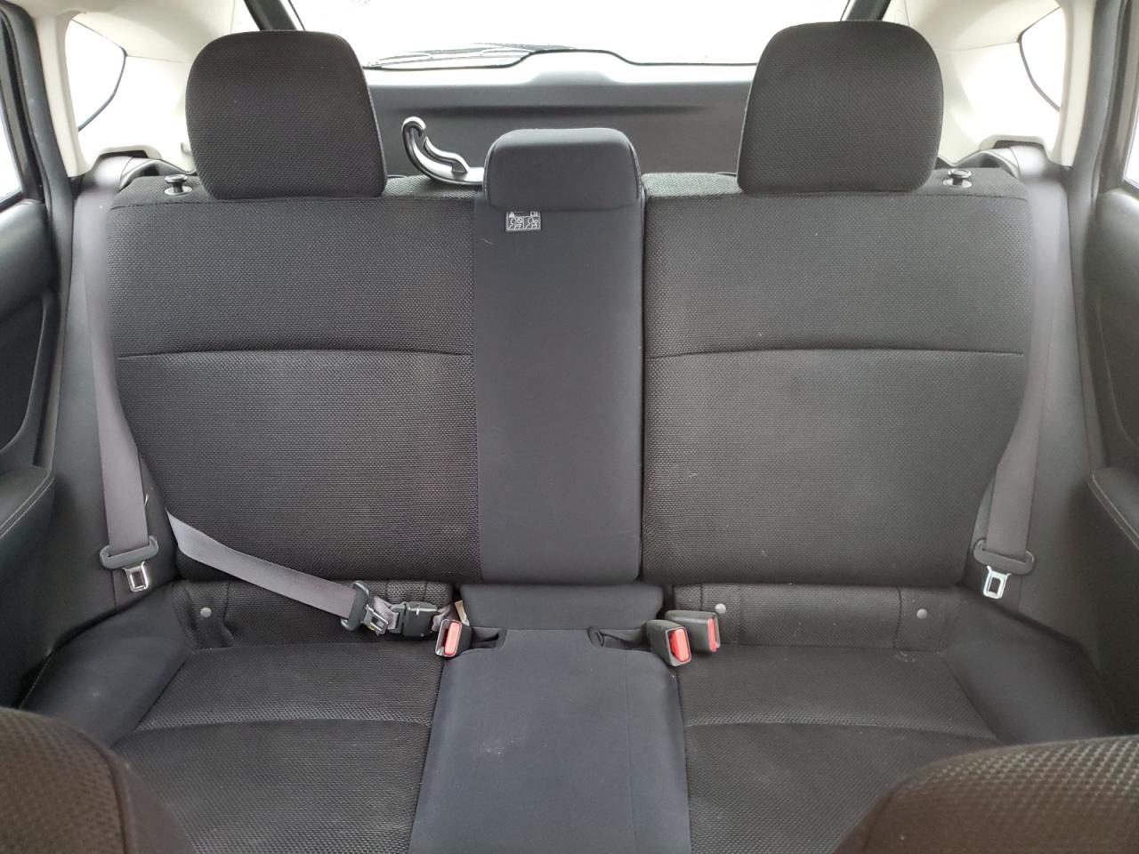 2015 Subaru XV - Image 10