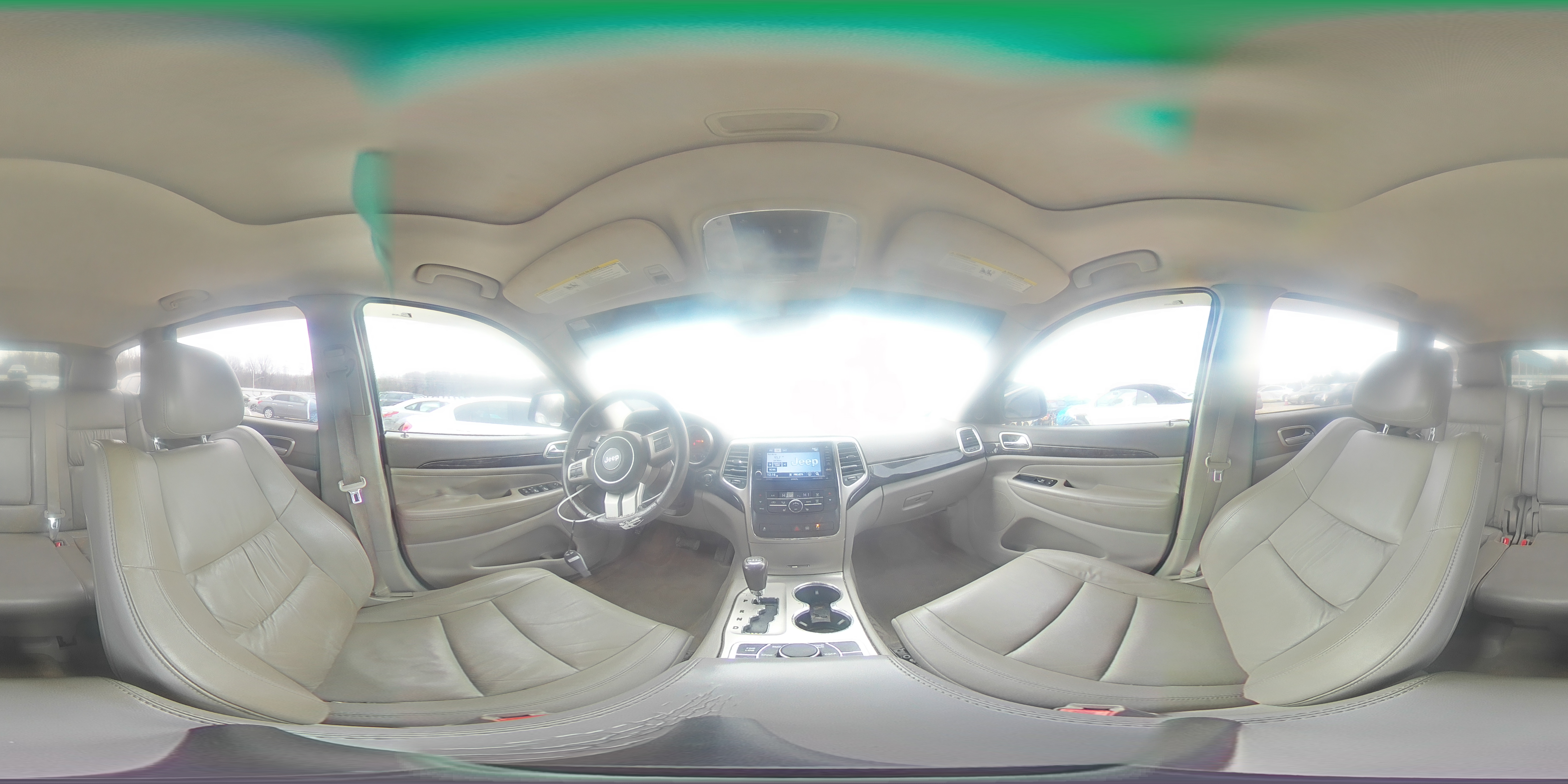 2012 Jeep Grand Cherokee - Image 14
