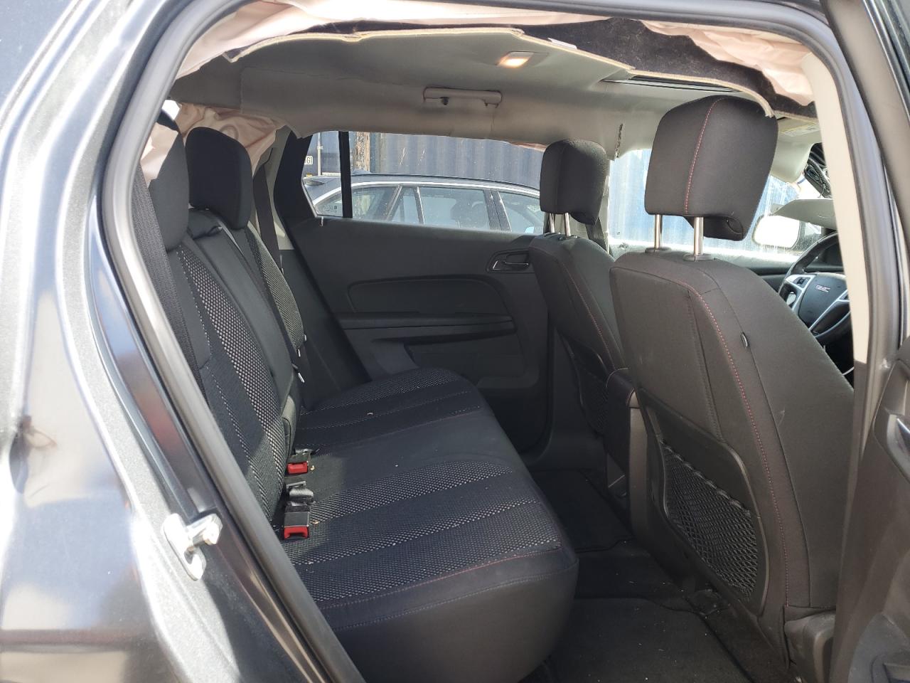2010 GMC Terrain - Image 11