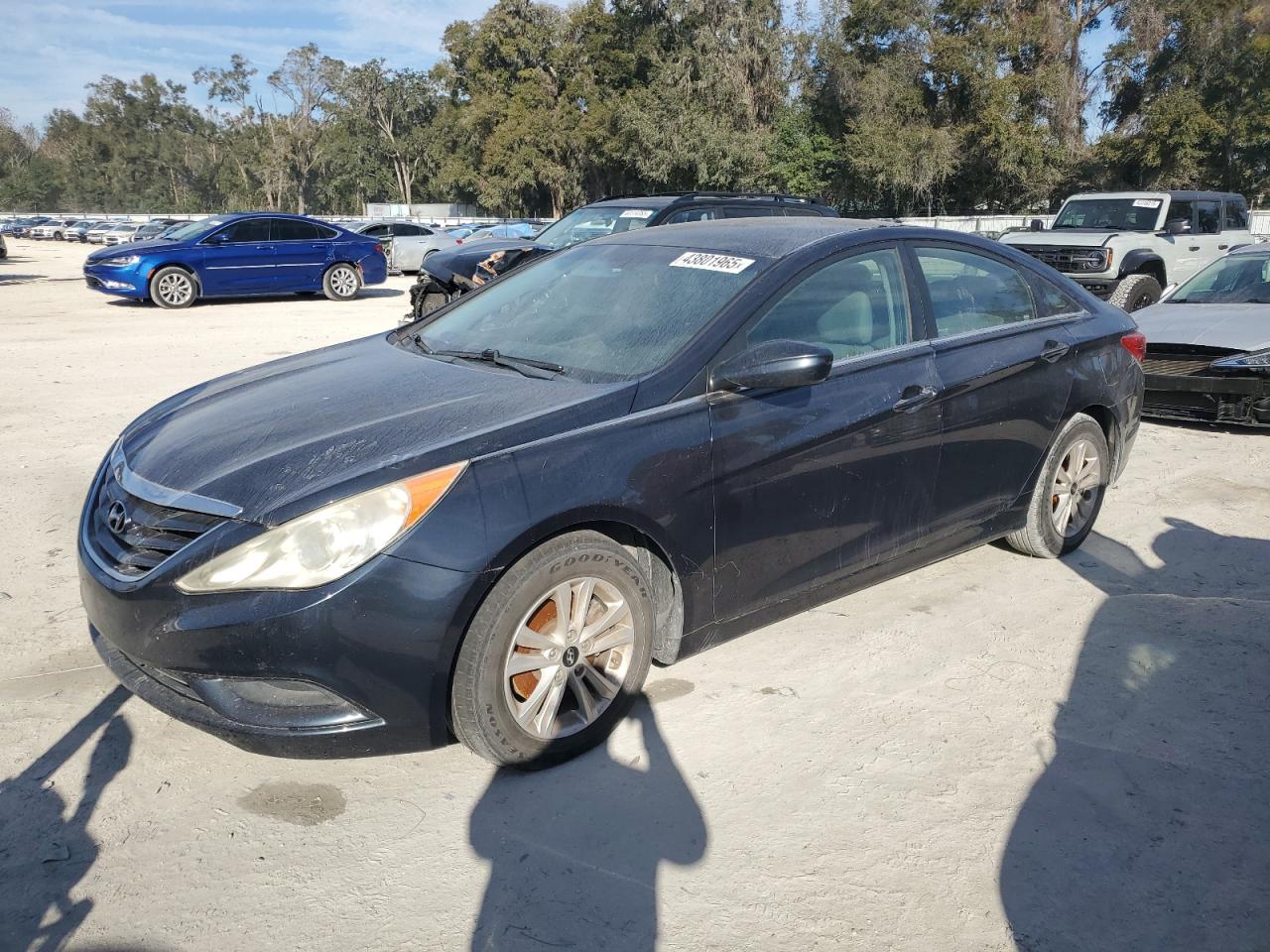 2011 Hyundai Sonata - Image 1