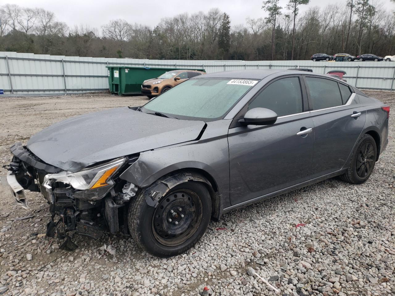 2020 Nissan Altima - Image 1