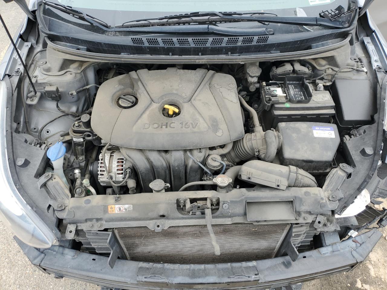 2014 Hyundai Elantra - Image 11