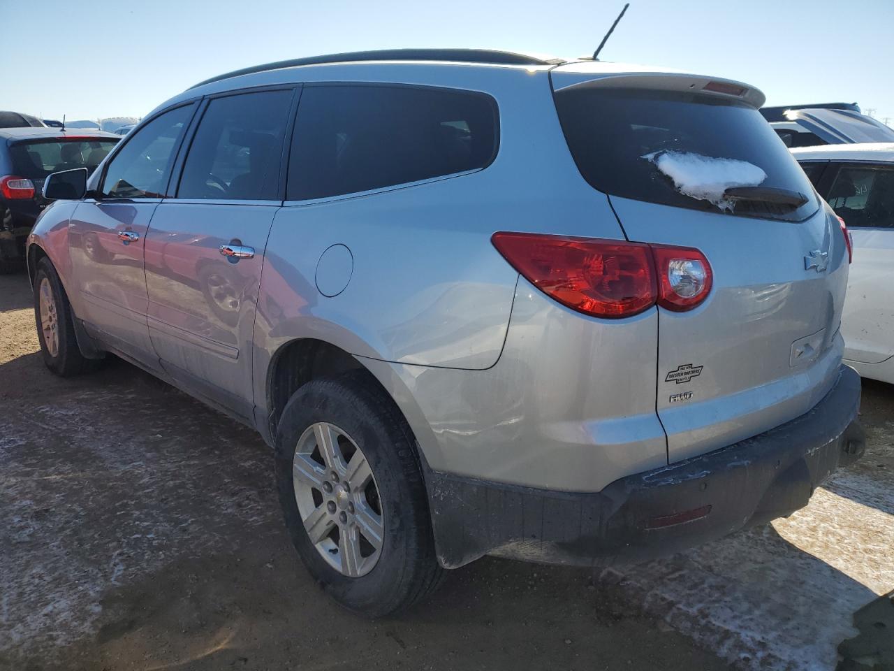 2011 Chevrolet Traverse - Image 2